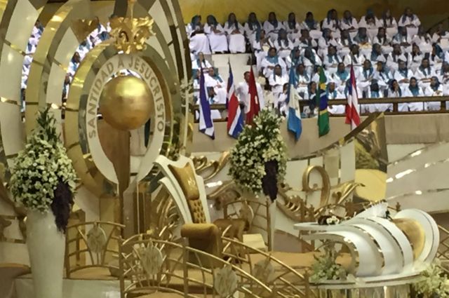 La Luz del Mundo: Sochil Martin, la joven que demandó al líder de la iglesia tras servir como su La Luz del Mundo: Sochil Martin, la joven que demandó al líder de la iglesia tras servir como su