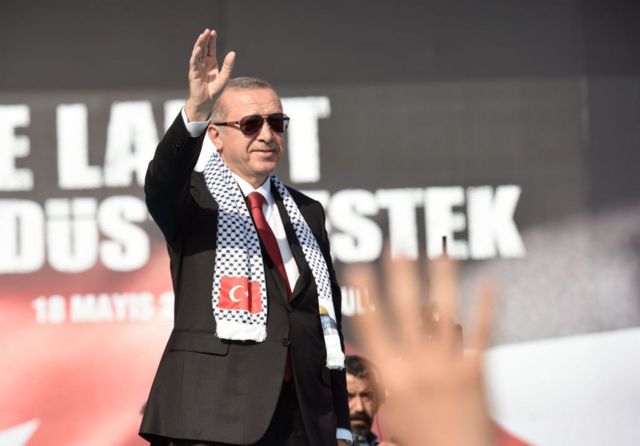 Arap Dünyası Anketi: Erdoğan'ın Arap dünyasında popülerliği azaldı fakat hâlâ en beğenilen lider 2 erdoğan