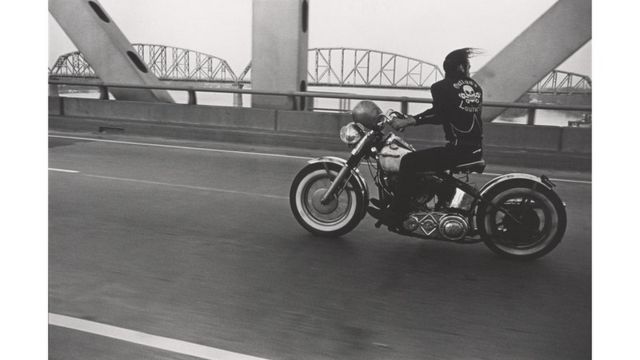 Danny Lyon (1942), Atravesando el río Ohio, Louisville, 1966