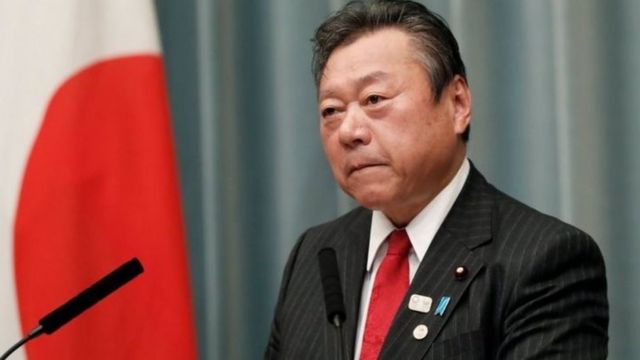 Ông Sakurada, người được bổ nhiệm chức Bộ trưởng An ninh mạng và Thế vận hội, đã phải liên tục xin lỗi vì hàng loạt sự cố