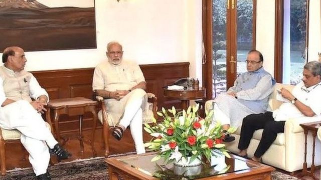 भारत प्रशासित कश्मीर के उड़ी में हुए हमले को लेकर सोमवार को प्रधानमंत्री नरेंद्र मोदी ने उच्चस्तरीय बैठक की