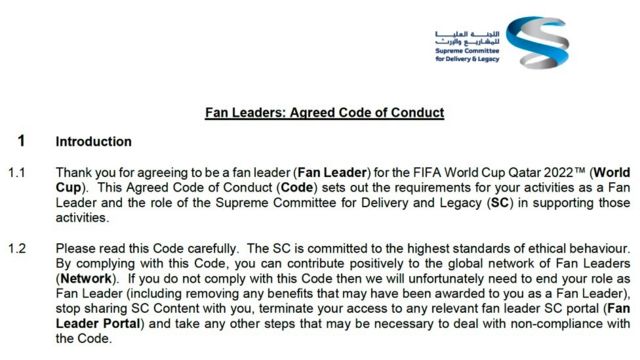 Uma cópia dos termos e condições do contrato que os membros do grupo Fan Leaders foram solicitados a assinar antes de viajar para o Catar
