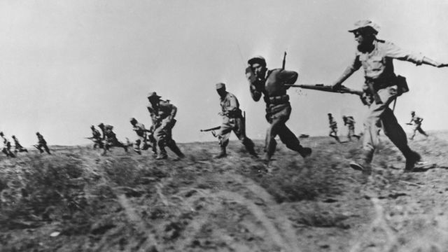 جنود إسرائيليون خلال حرب 48