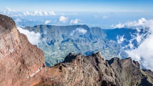 Hidup Di Gunung Berapi Terkuat Dan Teraktif Di Dunia Bbc News Indonesia