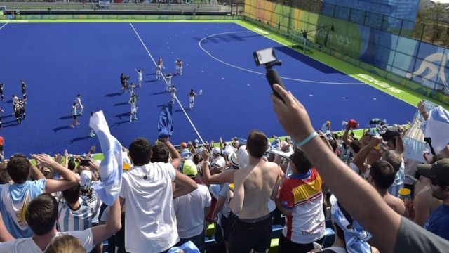 Público em jogo de tênis na Rio 2016