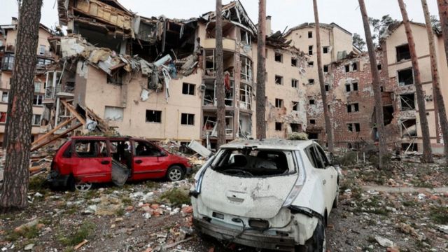 A residential building destroyed by shells in the city of Irpin, Kyiv Oblast, Ukraine (2/3/2022)