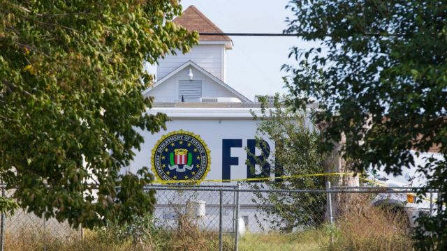 Территория вокруг церкви оцеплена ФБР