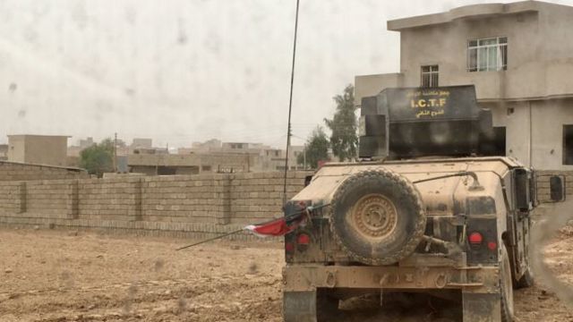 Kendaraan militan di Mosul