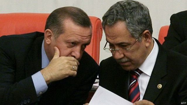 Bülent Arınç YİK üyeliğinden istifa etti: Erdoğan ve Arınç daha önce hangi  konularda ters düşmüştü? - BBC News Türkçe