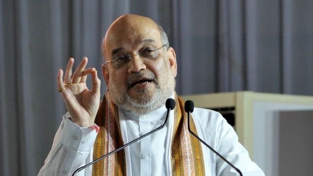 இளைஞர்களை தாய்மொழியிலேயே வீட்டில் பேசுமாறு அறிவுறுத்திய அமித் ஷா