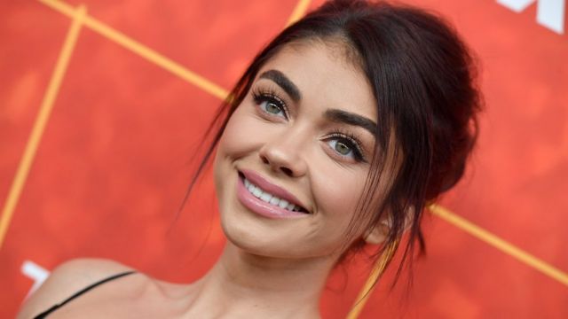 Primer plano de la actriz Sarah Hyland