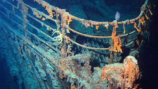 大西洋海床上的泰坦尼克號殘骸