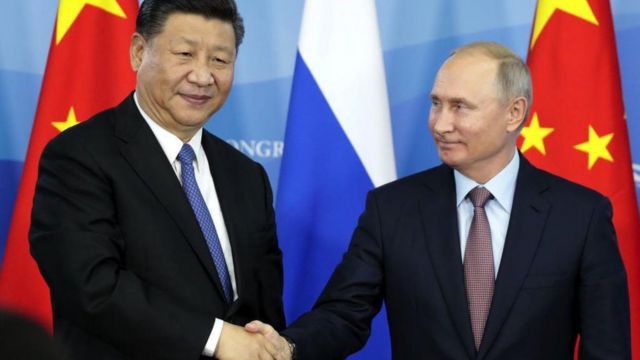 Vladimir Putin ve Şi Cinping 
