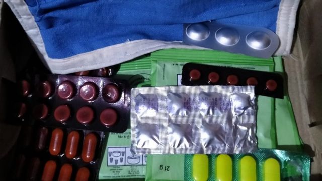 कोरोना किट की तस्वीरें