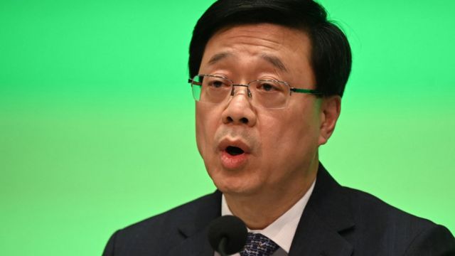 香港特区行政长官李家超出席新闻发布会公布整顿区议会方案（2/5/2023）