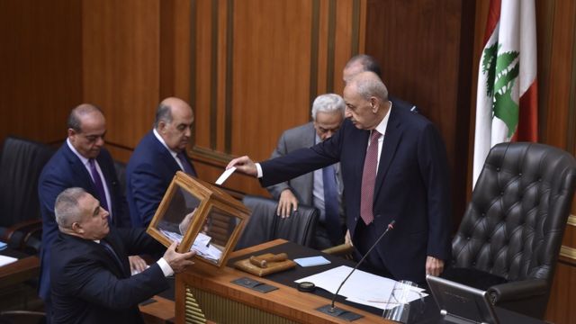 مجلس النواب اللبناني فشل في انتخاب رئيس للبلاد للمرة الخامسة