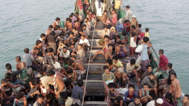 Musulmai 'yan kabilar Rohinjya na tserewa rikicin Rakhine