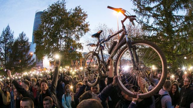 храм в екатеринбурге протест. Смотреть фото храм в екатеринбурге протест. Смотреть картинку храм в екатеринбурге протест. Картинка про храм в екатеринбурге протест. Фото храм в екатеринбурге протест