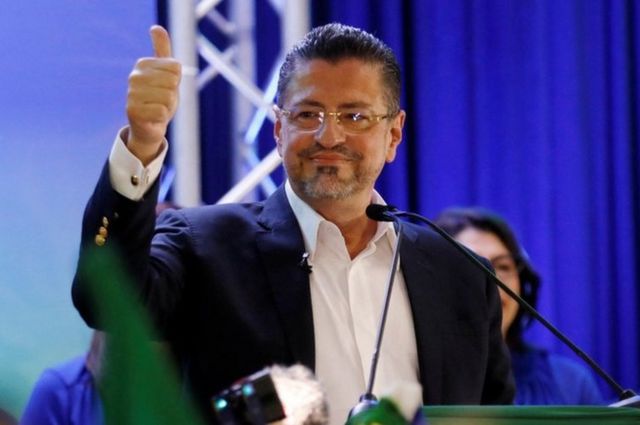 Rodrigo Chaves, el nuevo presidente de Costa Rica