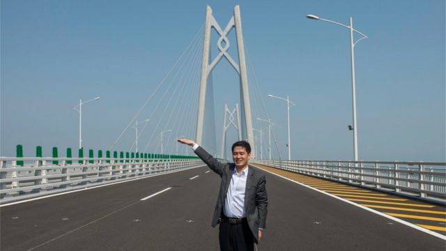 政治凌驾专业 逾千亿港珠澳大桥在香港引发的五大争议 c News 中文