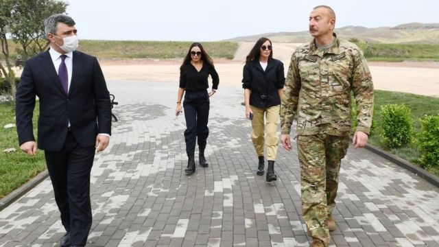 Zəngilanda İsrailin camış ferması və "motsarella" pendiri, erməni çoban haqqında iddialar, Məzahir Pənahov yenidən MSK sədri seçilib - BBC News Azərbaycanca