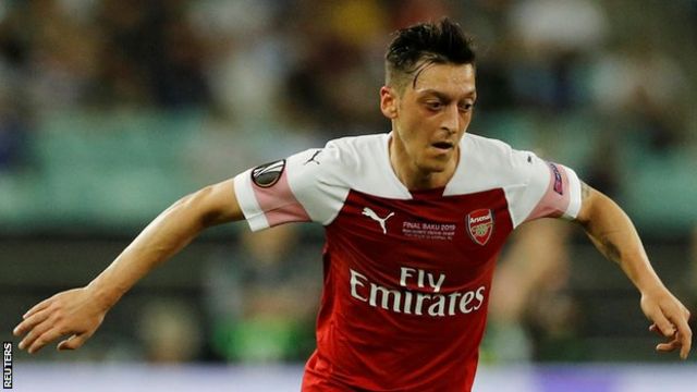 Mesut Ozil Fenerbahce Play Down Move For Arsenal Midfielder Bbc Sport