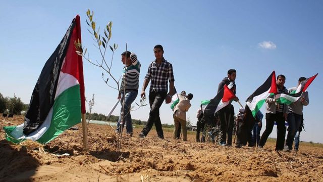 فلسطينيون في يوم الأرض الفلسطيني