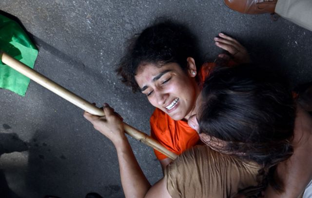 கடந்த மே 28ஆம் ஜந்தர் மந்தரில் இருந்து வீரர்கள் டெல்லி காவல்துறையால் அப்புறப்படுத்தப்பட்டனர்