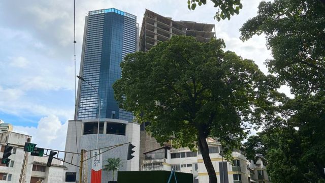 Torres en construcción en Las Mercedes, Caracas