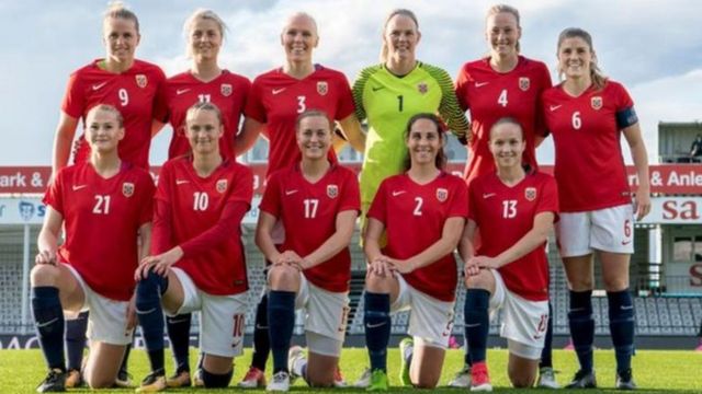 Qual a melhor forma para o futebol feminino ganhar audiência