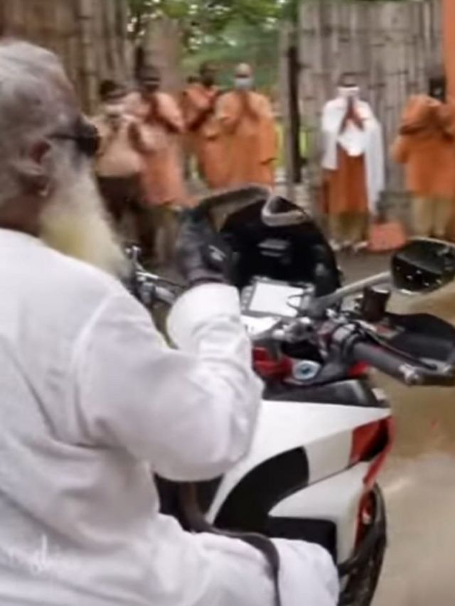 ஜக்கி வாசுதேவ்