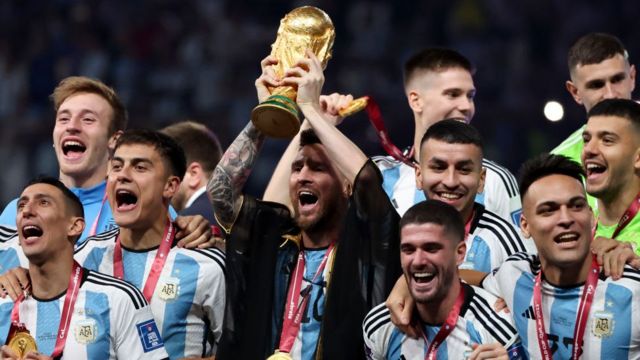 Argentinos celebran copa