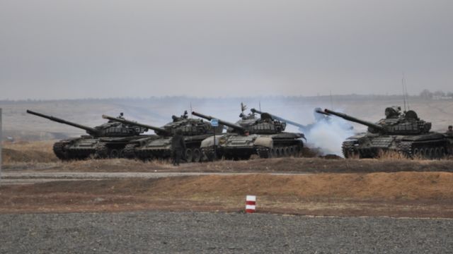 російські танки