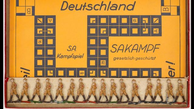 En el juego de mesa Sakampf, de sello antisemita, el objetivo era destruir la democracia alemana.