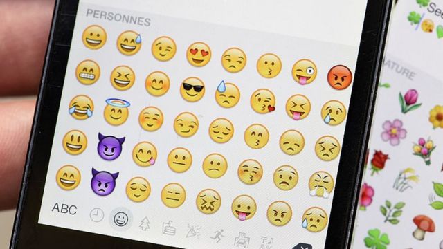 Emojis en un teléfono