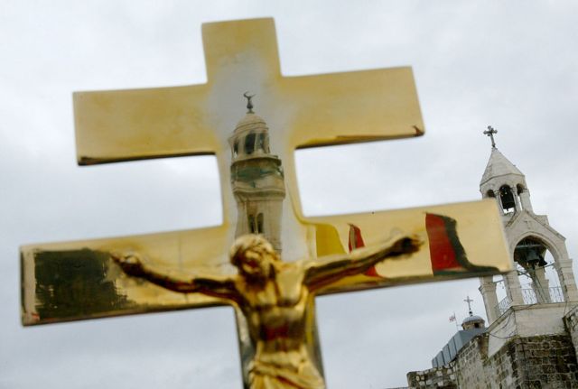 Christianity Today em português on X: Israel e Hamas Os cristãos do  Oriente Médio deixam claro que rejeitam a violência, mas expressam sua  frustração com a falta de reconhecimento do Ocidente quanto