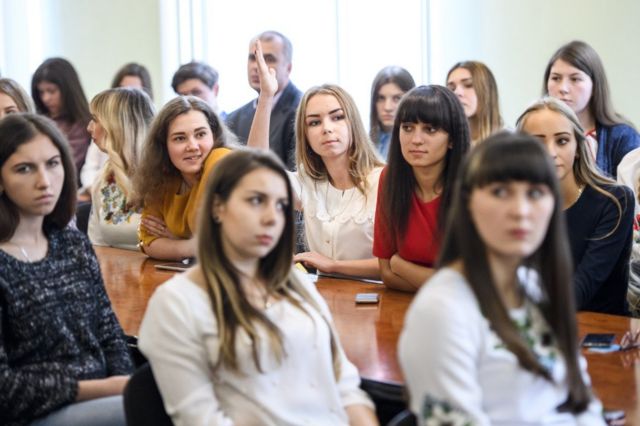 студенти
