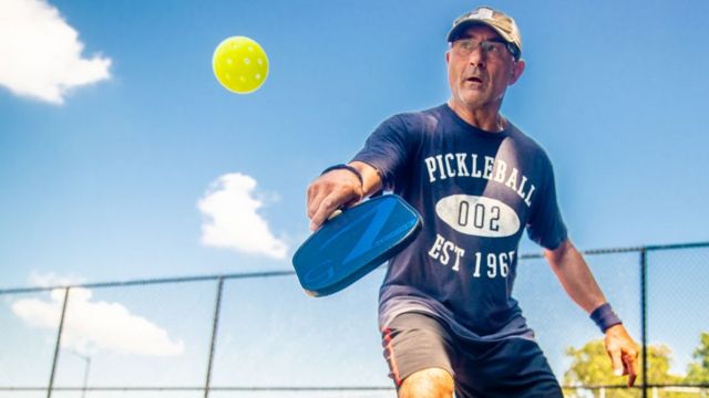 A pickleball player