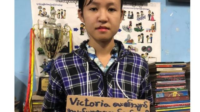 ရဲတပ်ဖွဲ့ရဲ့အဲဒီလုပ်ရပ်က ပြည်သူတွေအကြား ကျယ်ကျယ်လောင်လောင် ဝေဖန်စရာဖြစ်လာနေပါတယ်။