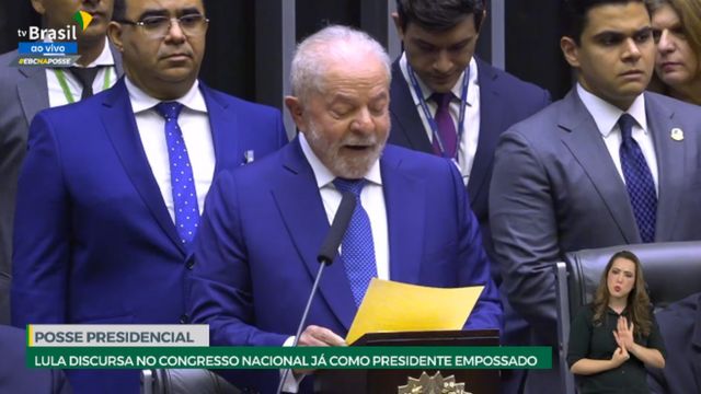Lula discursando no Congresso