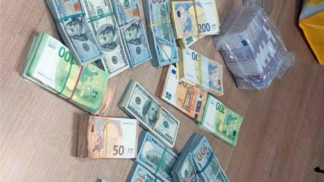 The money seized during the detention of Naumov and Akst at the Preševo ​​border crossing