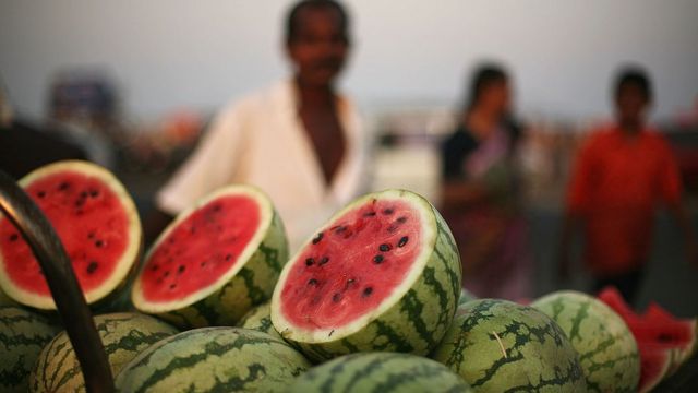 கொளுத்தும் வெயில்: மக்களுக்கு என்னென்ன பாதிப்புகள் ஏற்படலாம்? - எப்படித் தற்காத்துக் கொள்வது?