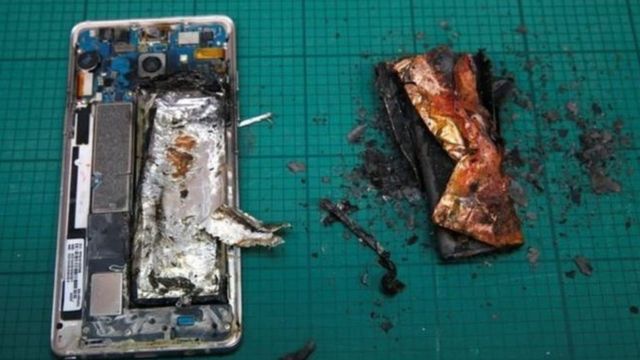 আগুন ধরে যাওয়া একটি গ্যালাক্সি নোট সেভেন।