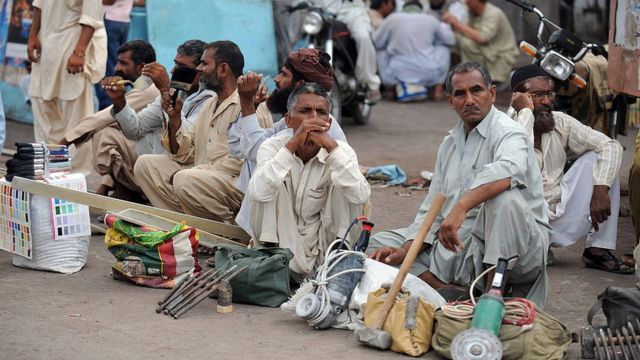 भारत पाकिस्तान में गल्ले भरे पड़े हैं लेकिन फिर भी भुखमरी वुसअत का 