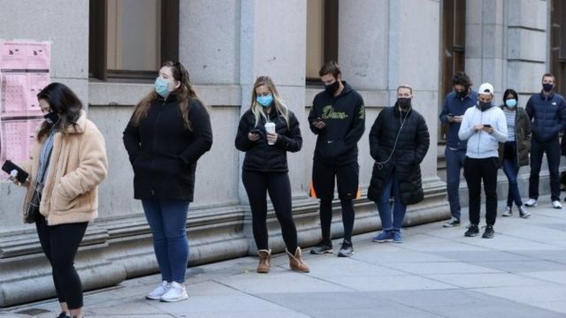 Citizens have been queuing in Philadelphia, Pennsylvania since morning.