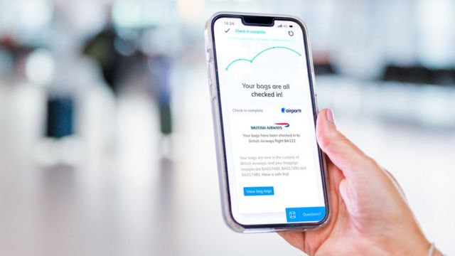 A female traveller using the AirPortr app