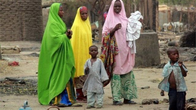 Baadhi ya wanawake na watoto wao walifukuzwa na Boko Haram kutoka mji wa Baga katika Jimbo la Borno mnamo 2013 baada ya wanamgambo kuchoma moto nyumba zao