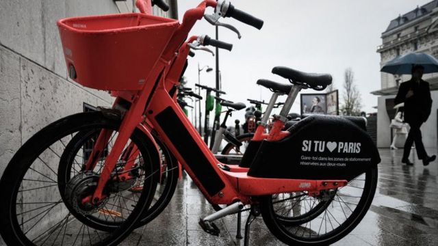 Bicicletas públicas en París.