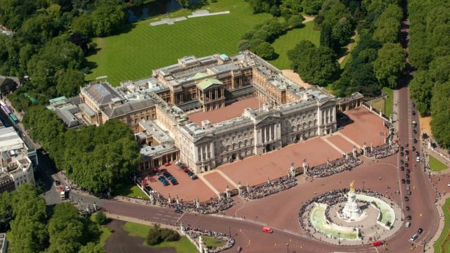 Kasri ya Buckingham Palace