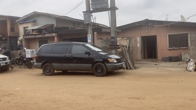 L'ancienne maison de Hushpuppi, 9 rue Ogunyomi dans le quartier Oworonshoki de Lagos